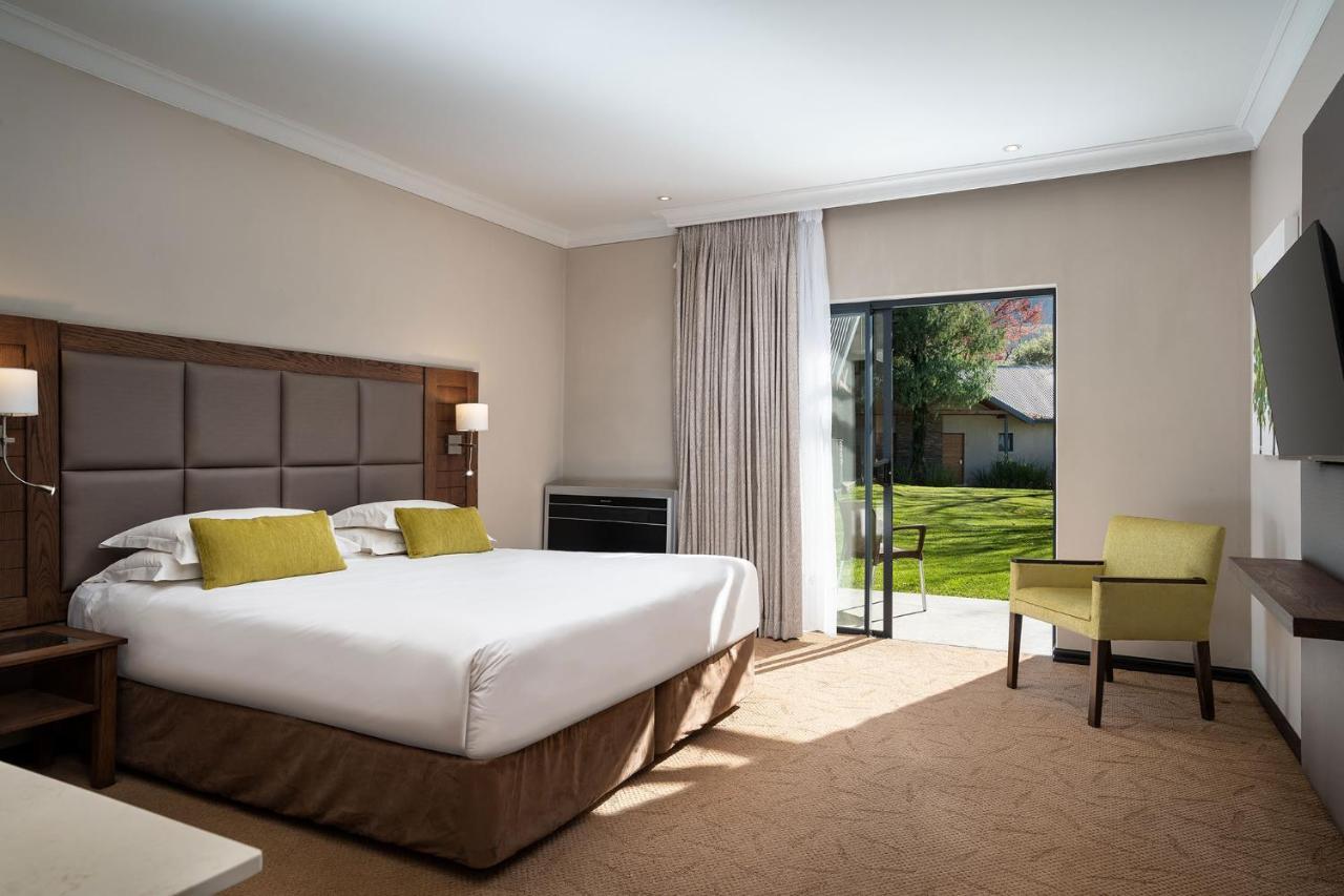 Premier Resort Sani Pass Himeville Exteriör bild